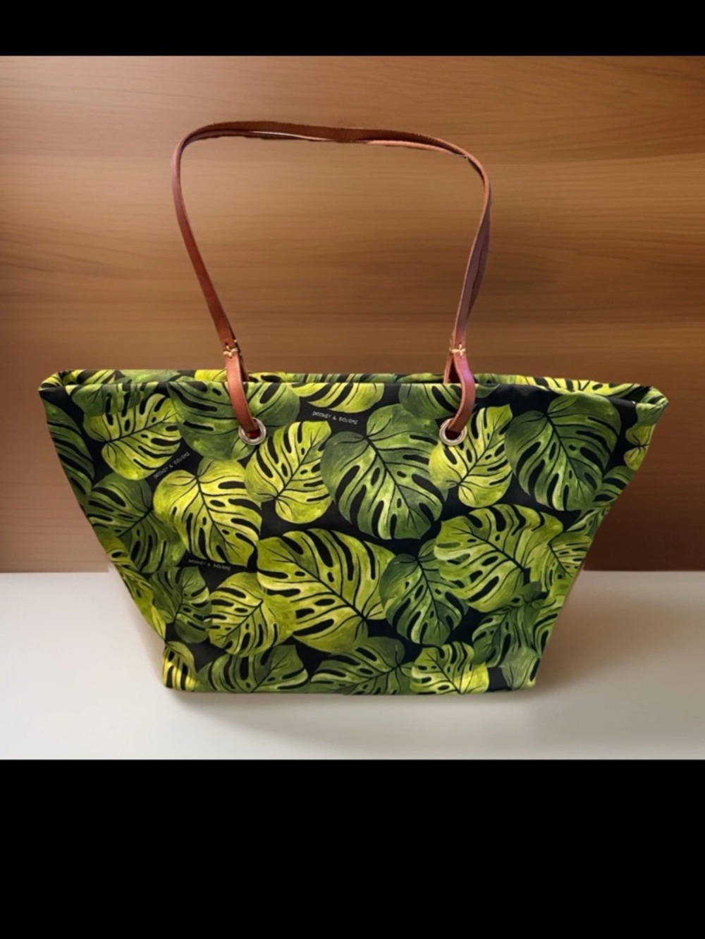Dooney & Bourke Montego Addison monstera Print banana leaf 17"W x 11”H x 5.5"D - Picture 2 of 13